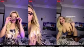 Ünlü Yayıncı Üvey Amına Zenci Dildo Takıldı