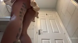 Hannah (It’s Hannah) Patreon ifşa Temizlik video Part 6